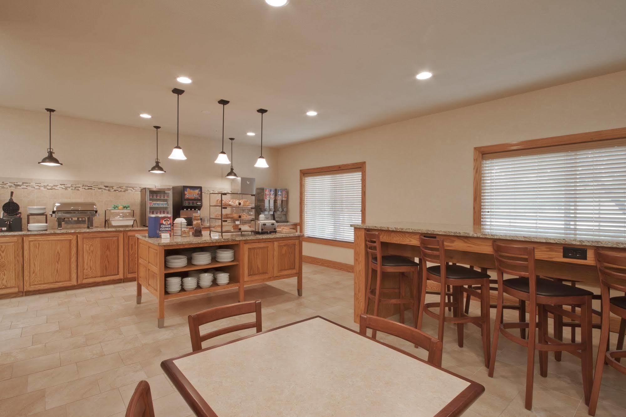 Country Inn & Suites By Radisson, Davenport, Ia Luaran gambar